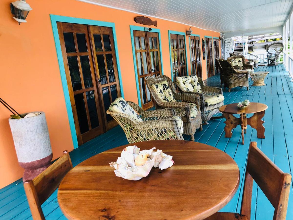 Coral Cove Inn Maya Beach エクステリア 写真