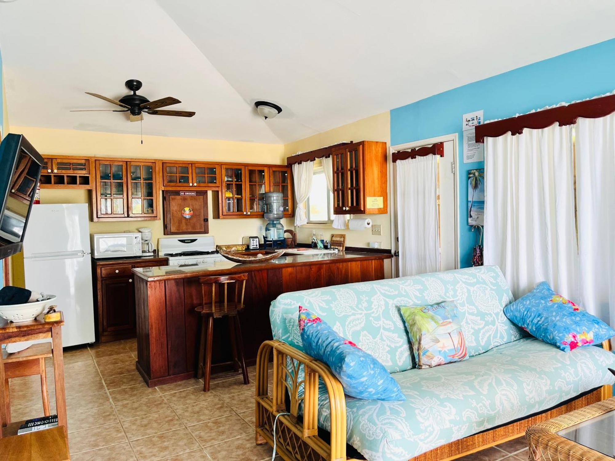 Coral Cove Inn Maya Beach エクステリア 写真