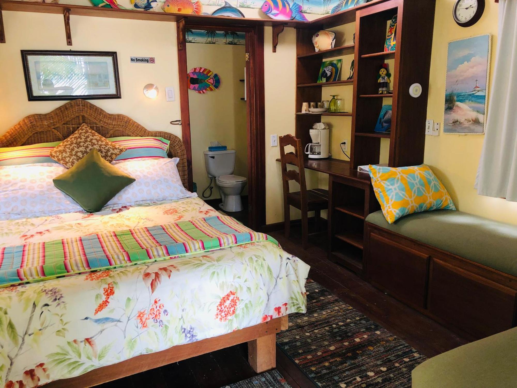 Coral Cove Inn Maya Beach エクステリア 写真