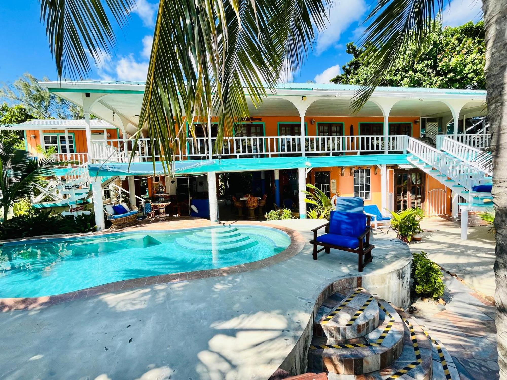 Coral Cove Inn Maya Beach エクステリア 写真